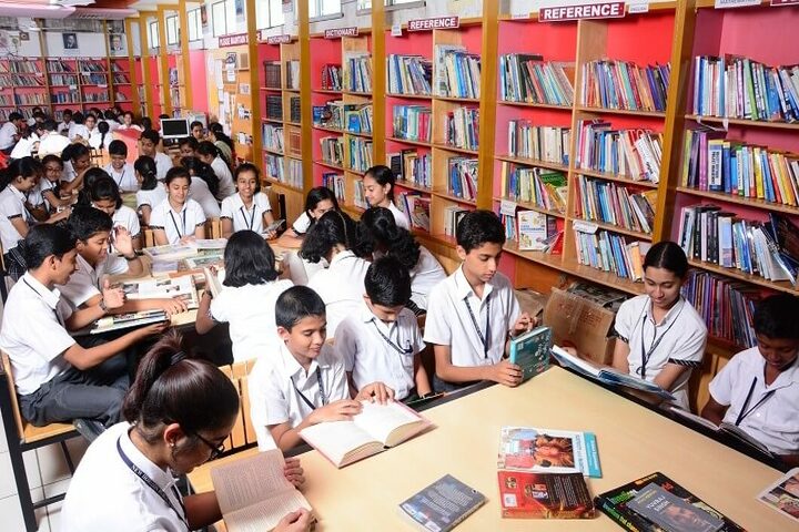 New Horizon Public School-Library