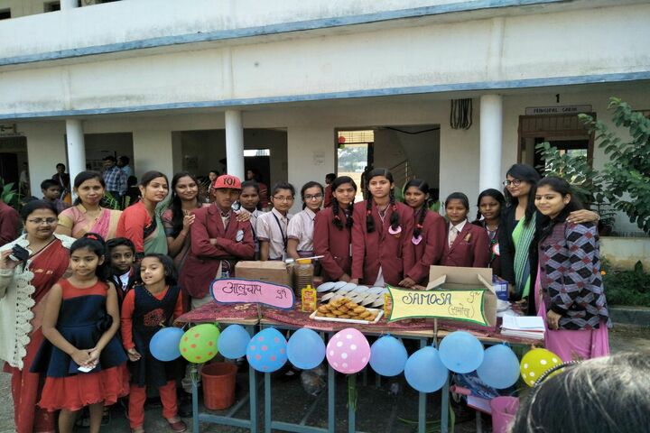DAV Mukhyamantri Public School-Food Exhibition