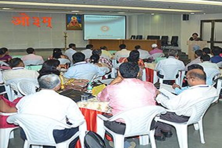 Dav Mukhyamantri Public School-Seminar