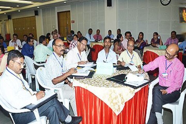 Dav Mukhyamantri Public School-Workshop
