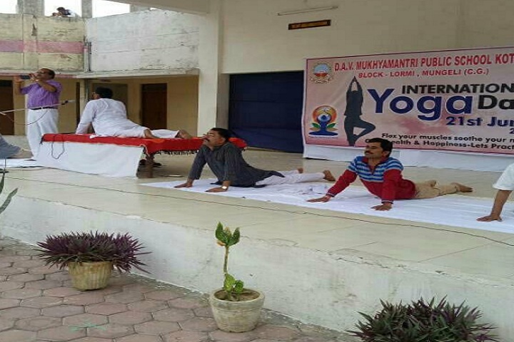 DAV Mukhyamantri Public School-Yoga Day