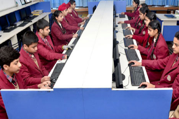 Dav Mukhyamantri Public School-Computer Lab
