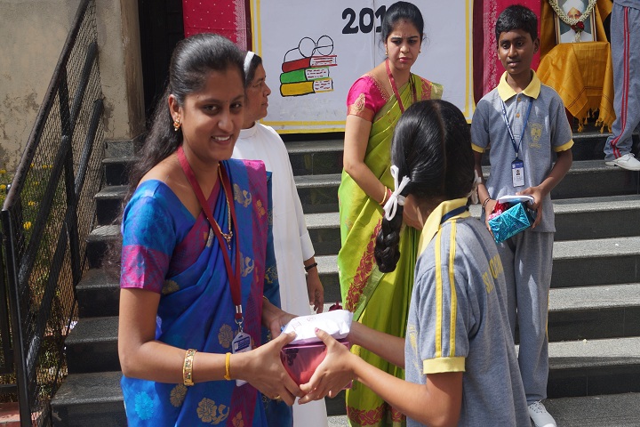 St Dominics School-Teachers day celebrations