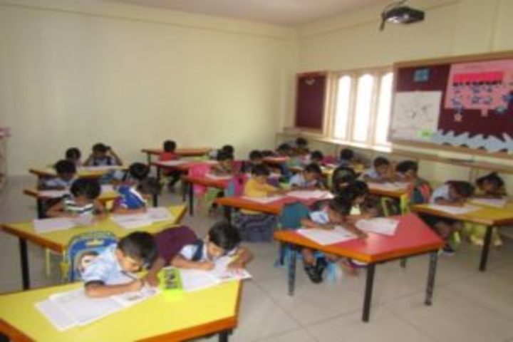 V E S Model Convent-Primary Class Room