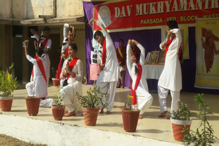 DAV Mukhyamantri Public School-Dance