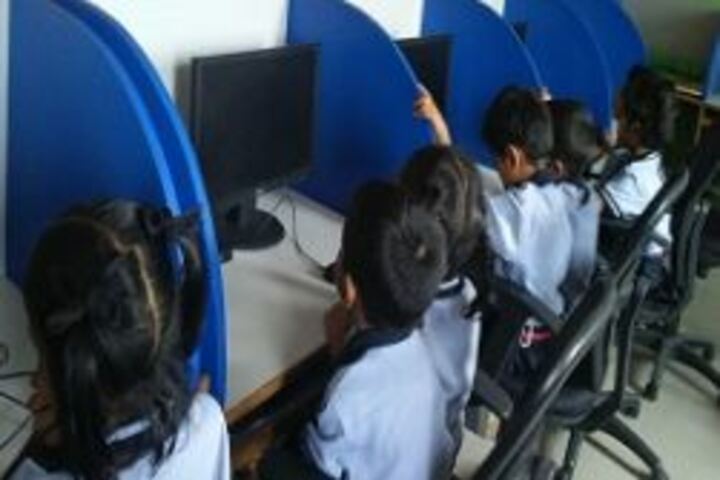 Arvind International School-Computer Lab