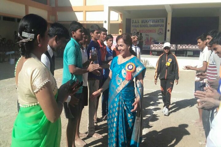 Dav Mukhyamantri Public School-Achievements