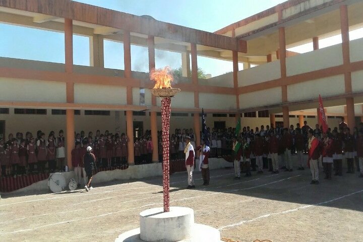 Dav Mukhyamantri Public School-Sports Day