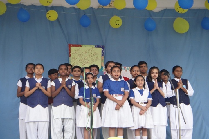 Holy Cross Ashram School-Singing