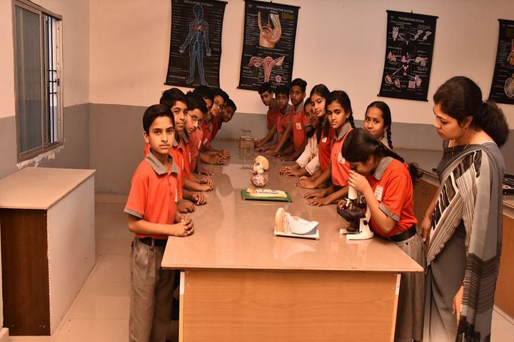 Arihant International Academy-Biology Lab