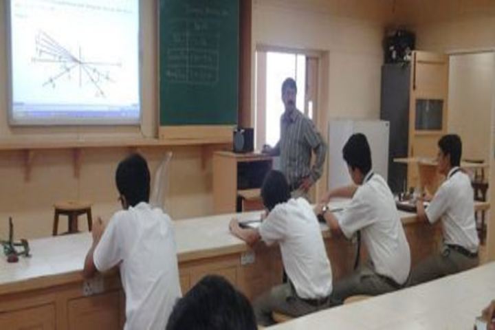 Bombay Scottish School-Physics Lab