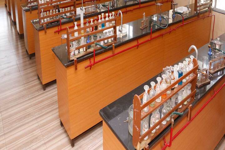 Queen Mary School-Lab