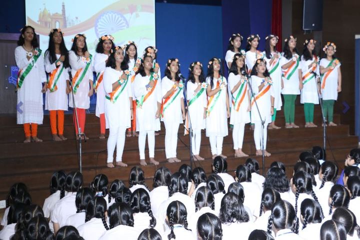 Queen Mary School-Singing