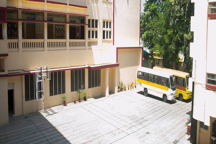 Queen Mary School-Transport