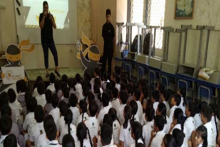 Greenlawns School-Debate