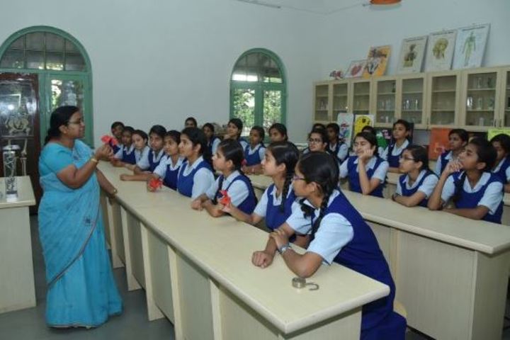 Kimmins High School-Biology Lab