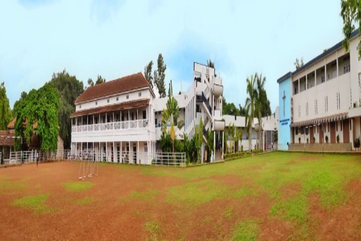 Hutchings High School and Junior College-Campus View