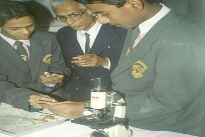 Codesh School-Physics Lab