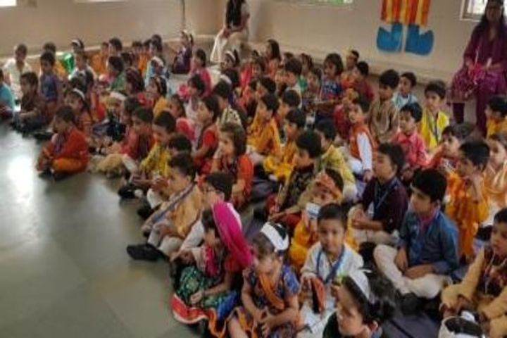 Smt Ramdevi Sobhraj Bajaj Arya Vidya Mandir-Students