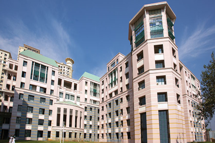 Hiranandani Foundation School-Campus