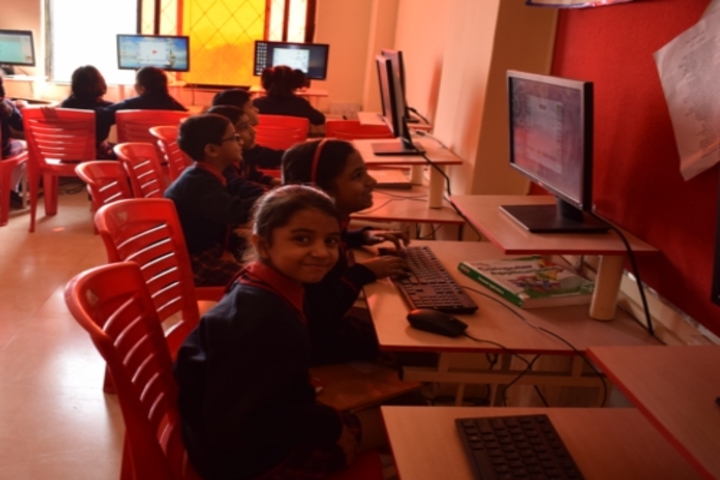 St Mathews Academy-Computer Lab