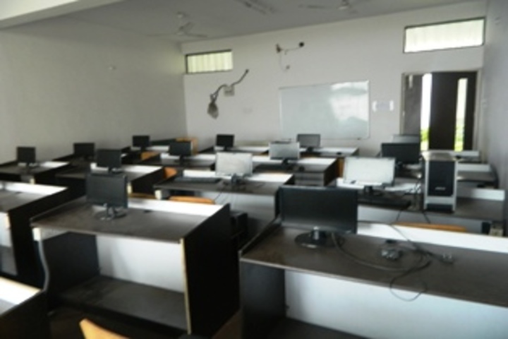 Delhi Public School-Computer Lab