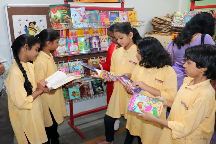 Anubhuti School-Library
