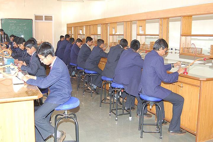 St Xaviers High School-Chemistry Lab