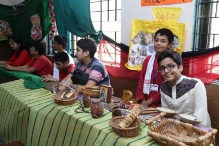 Presentation Convent School-School Exhibition