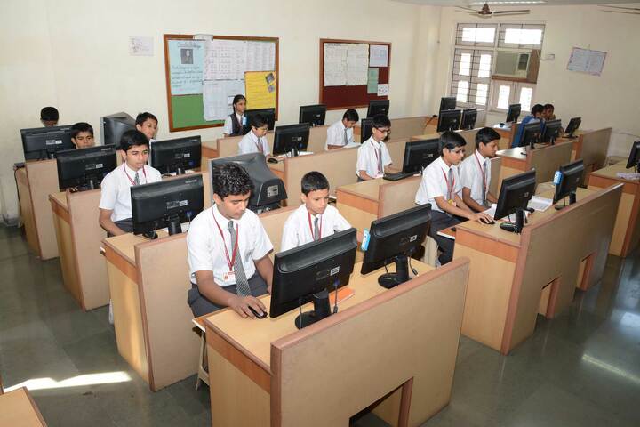 Sharada Gyan Peeth International School-Computer Lab
