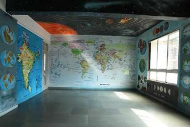 Sadhu Vaswani International School-Geography Room