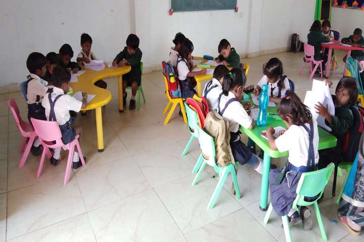 Delhi Public School Kawardha-Class room