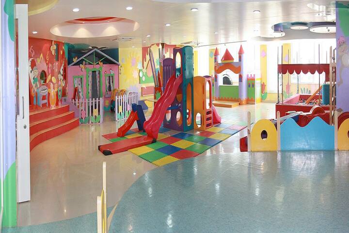 Goldcrest High-Activity room