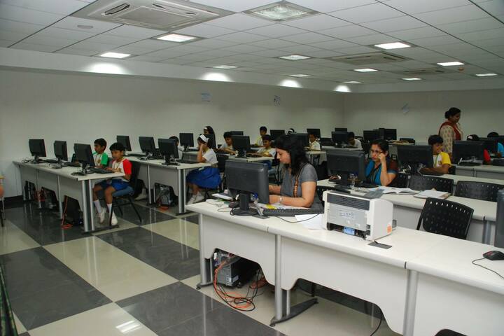 Goldcrest High-Computer Lab