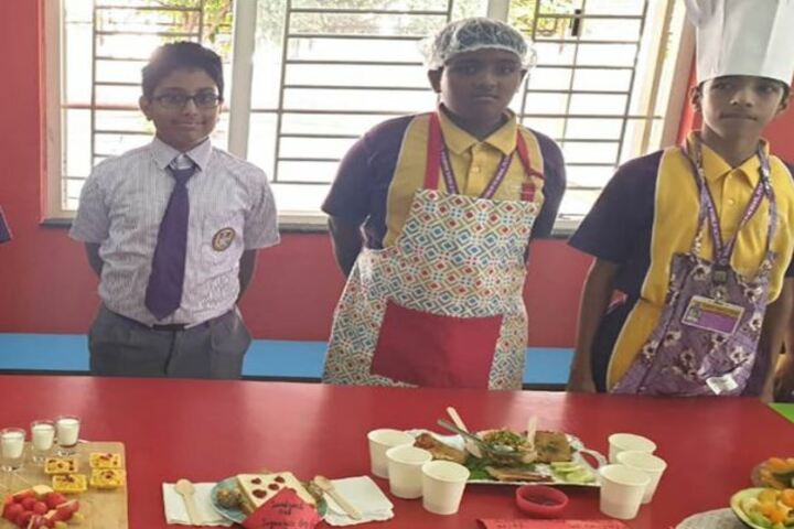 Wisdom World School-Salad Making