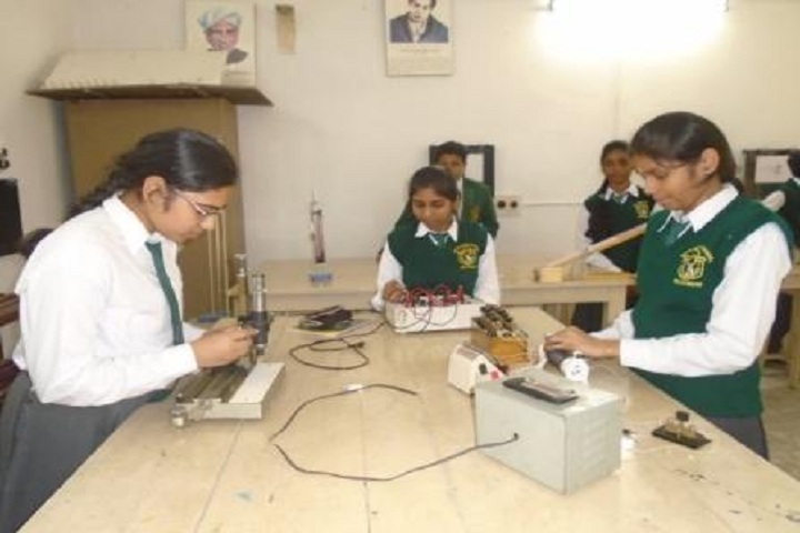 Delhi Public School-Physic Lab
