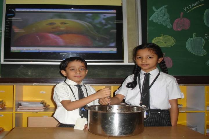 Universal High School-Food Festival