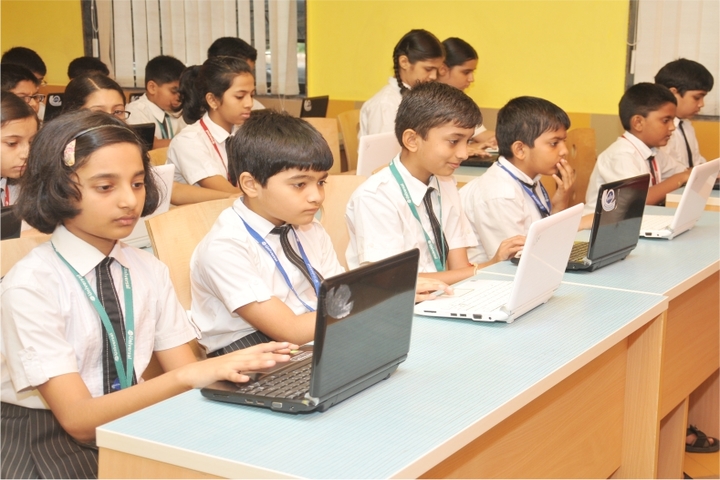 Universal High School-Lab