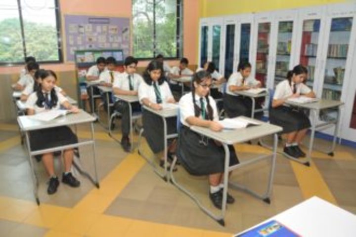 Universal High School-Library