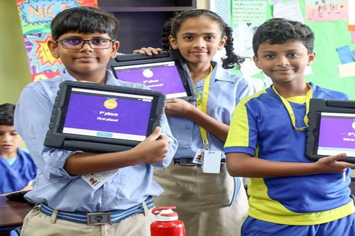 J B C N International School-Prizes