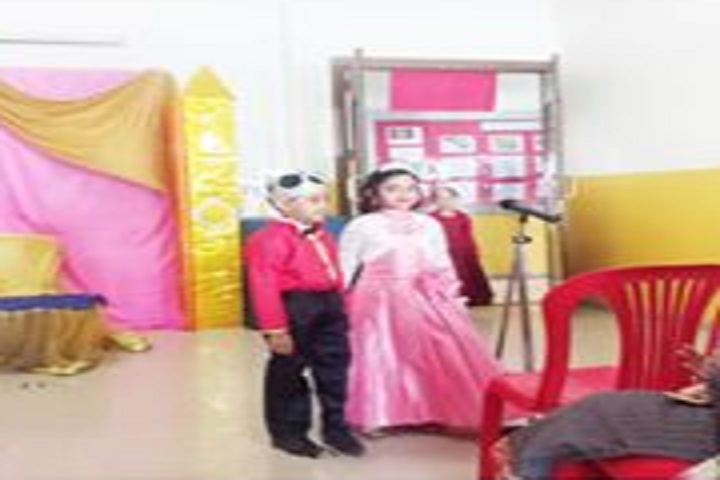 Wisdom World School-Singing