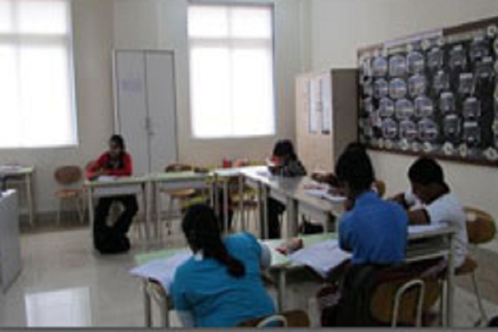 D Y Patil International School-Classroom