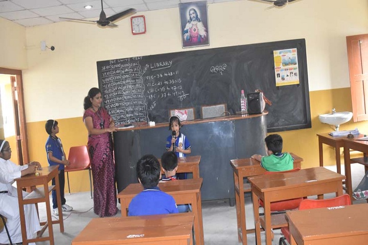 St VincentS Convent School-Classroom