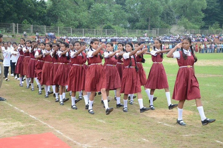 Vivekananda International School-March Past