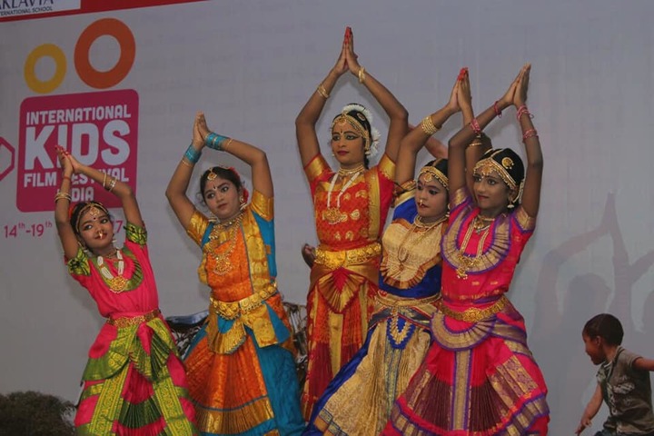Aklavya International School - Dance