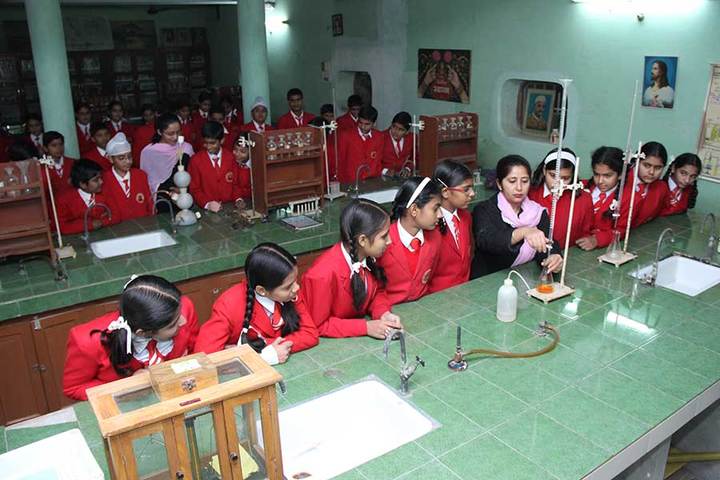 Little Flower Convent School - Chemistry Lab