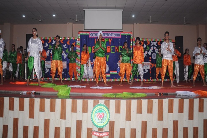 Holy Heart Presidency School-Independence Day