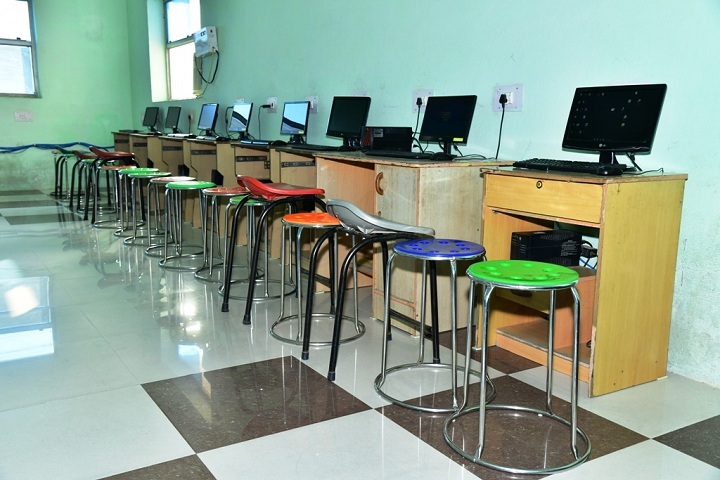 Revel Dale Public School-Computer Lab