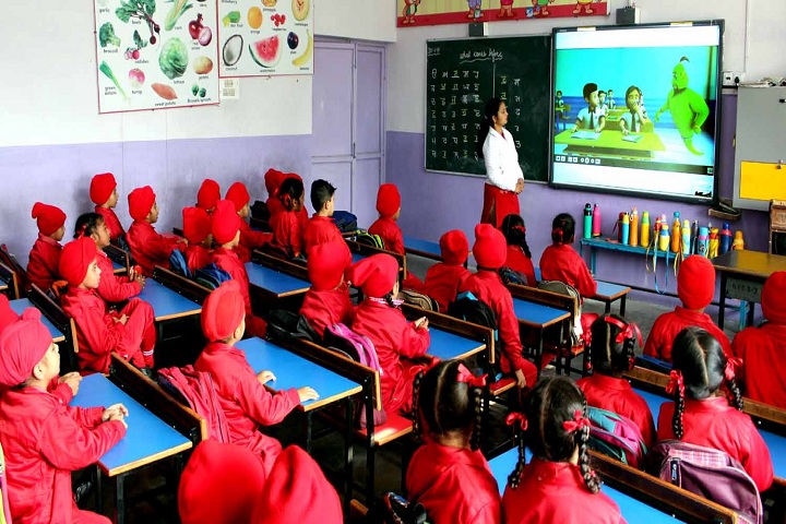 Baalak Yesu Convent School-Smart Classroom