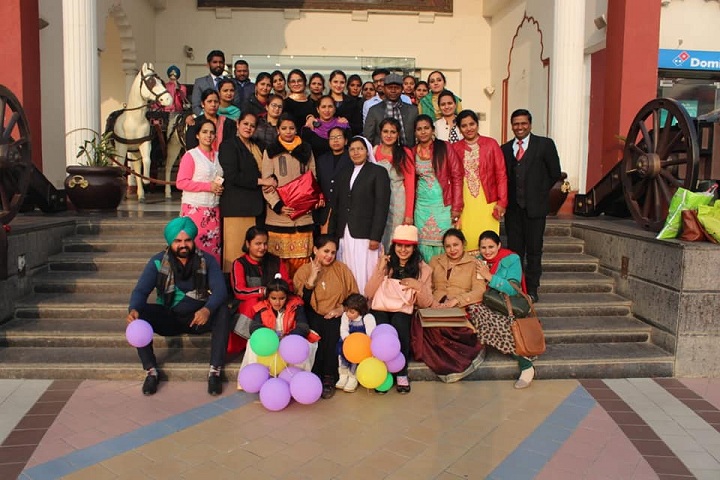 Baalak Yesu Convent School-Staff